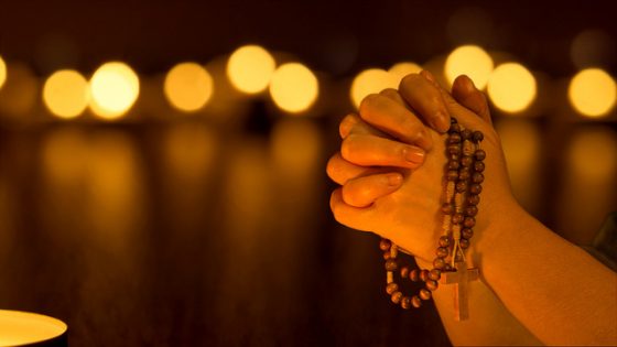 Po opuszczeniu obrzędów religijnych nauczyłam się modlić, aby Bóg mnie usłyszał